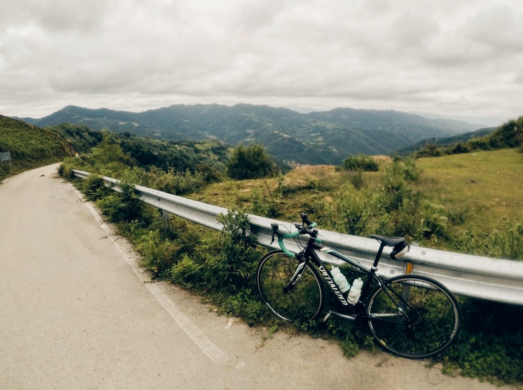 La imagen tiene un atributo ALT vacío; su nombre de archivo es 3-asturias-2.jpg